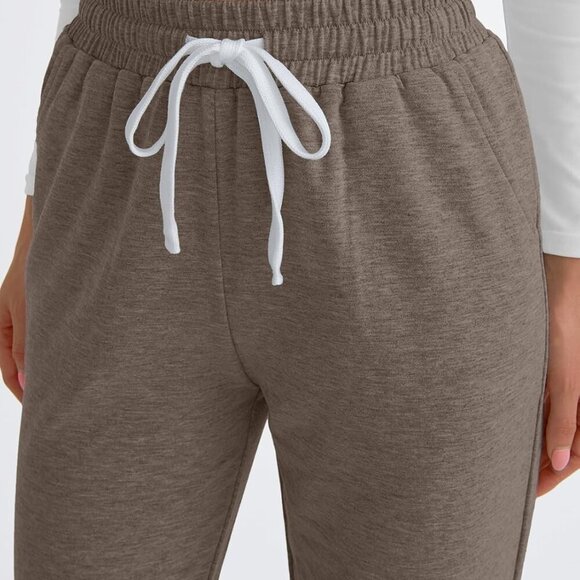 Women's Light Coffee Sweatpants with Pockets - Casual Lounge Joggers for Spring - Picture 5 of 7